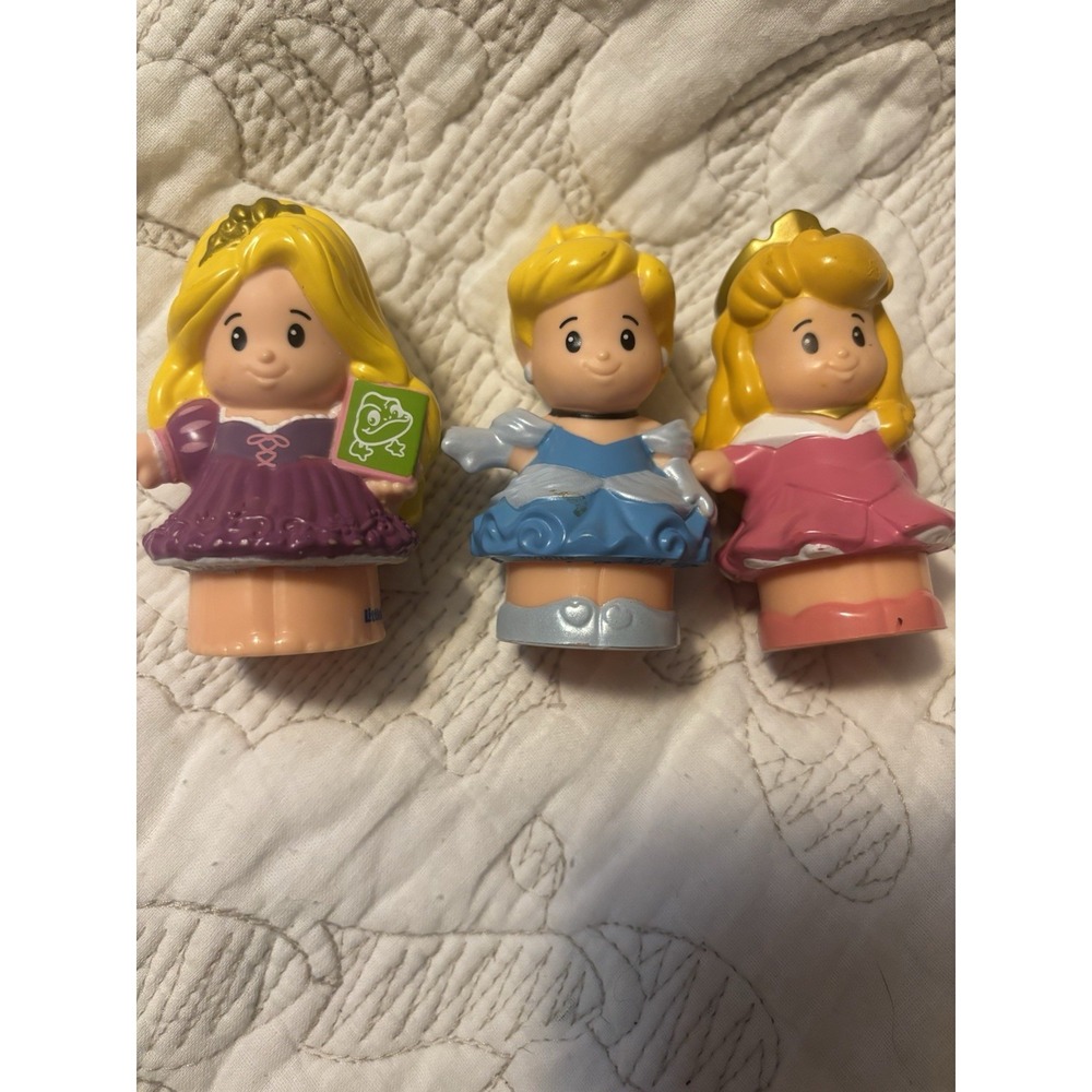 Little People Lot Of‎ Three Figures Sleeping Beauty, Rapunzel, And Cinderella